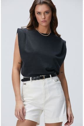 Vatkalı Siyah T-shirt