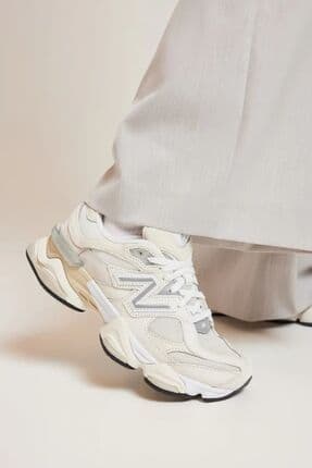 9060 UNISEX LIFESTYLE SNEAKER U9060WHT